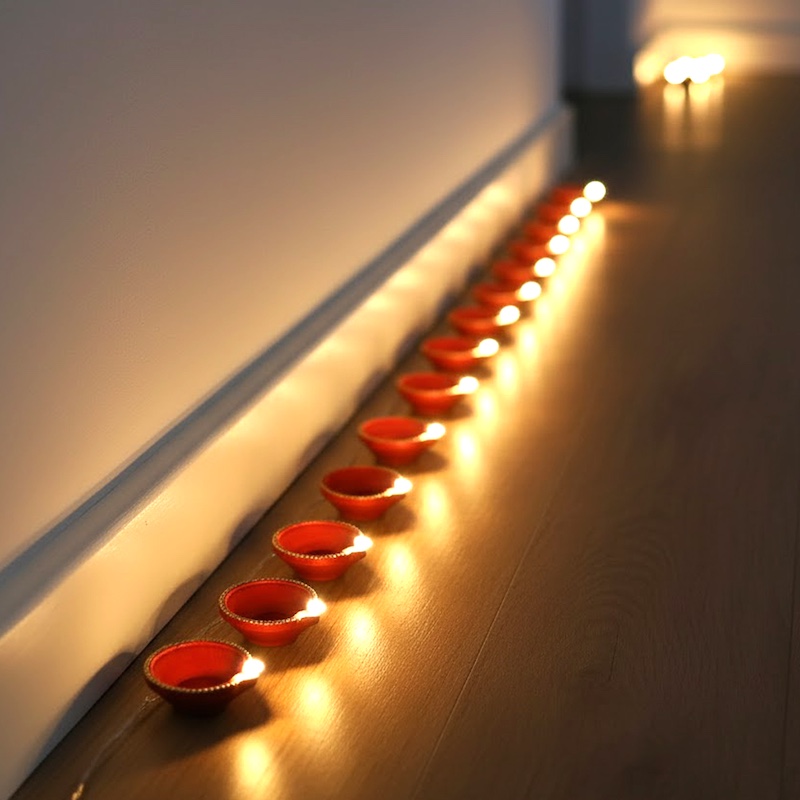 ZAYO LED DIYA STRING LIGHT RED